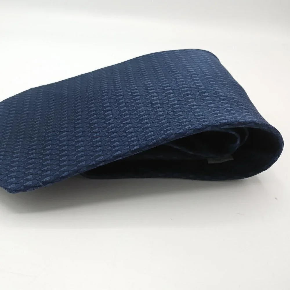 Arrow Tie